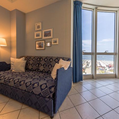 Hotel Valverde & Residenza Cesenatico Extérieur photo
