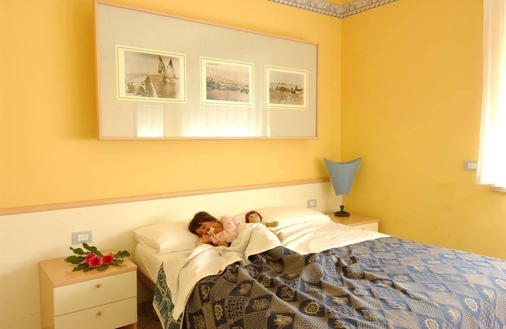 Hotel Valverde & Residenza Cesenatico Extérieur photo